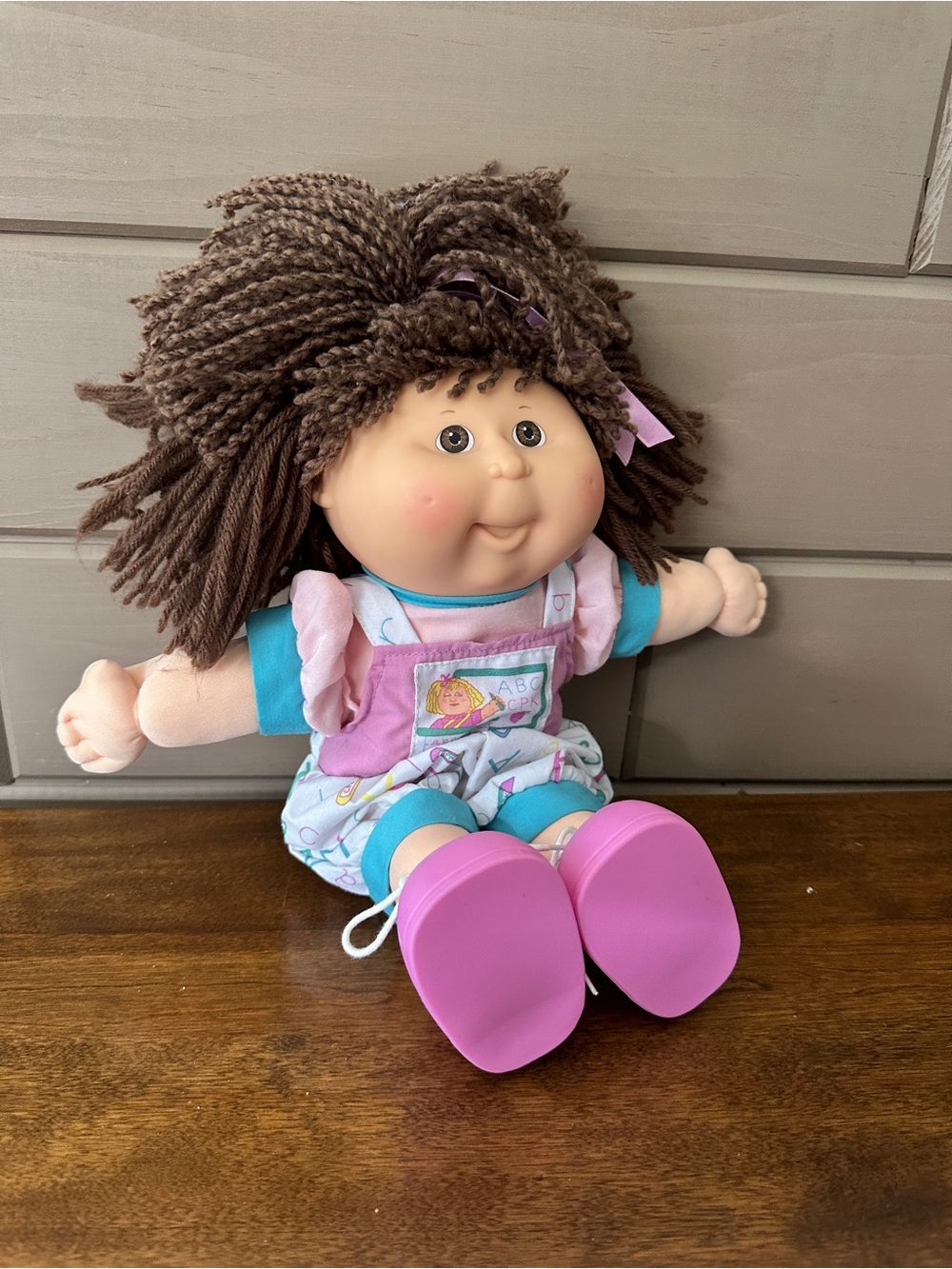 Krimped Brown-Haired Cabbage Patch Doll 1990 Vintage